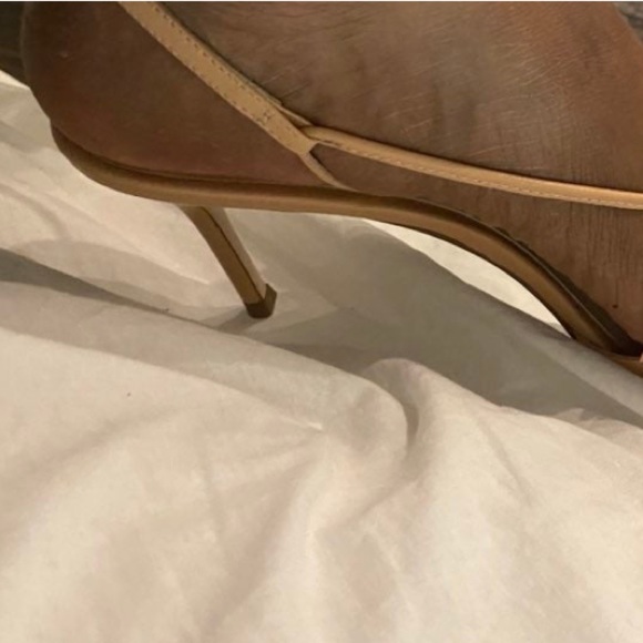 Sophia Webster Margaux Mid open toe Sandals in size 38. Beige Leather w/crystals - Picture 7 of 9